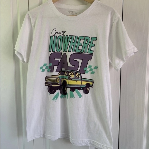 Other - “Going Nowhere Fast” Truck Graphic T-Shirt - Size medium